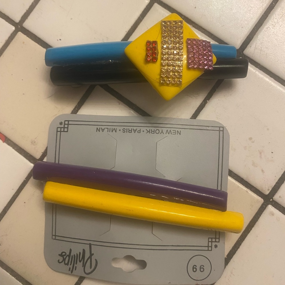 Vintage Lulu's Vibrant Hair Clip Set - Blue, Black, Yellow, Purple